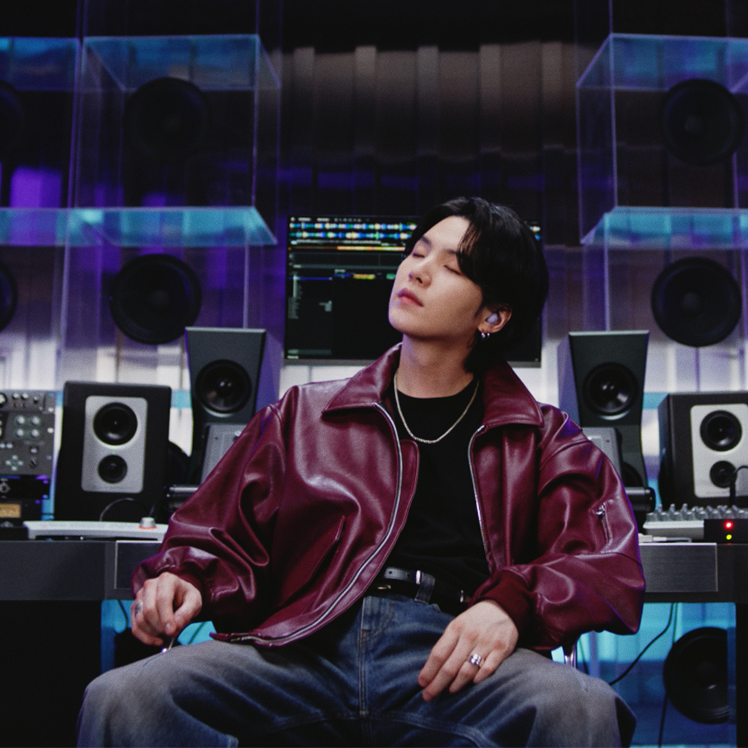 SamsungBrasil's tweet photo. Galaxy Buds2 Pro + SUGA​
que combinação perfeita ✨🥺💜​
#bts #suga #AgustD https://t.co/5sAtYUzltZ