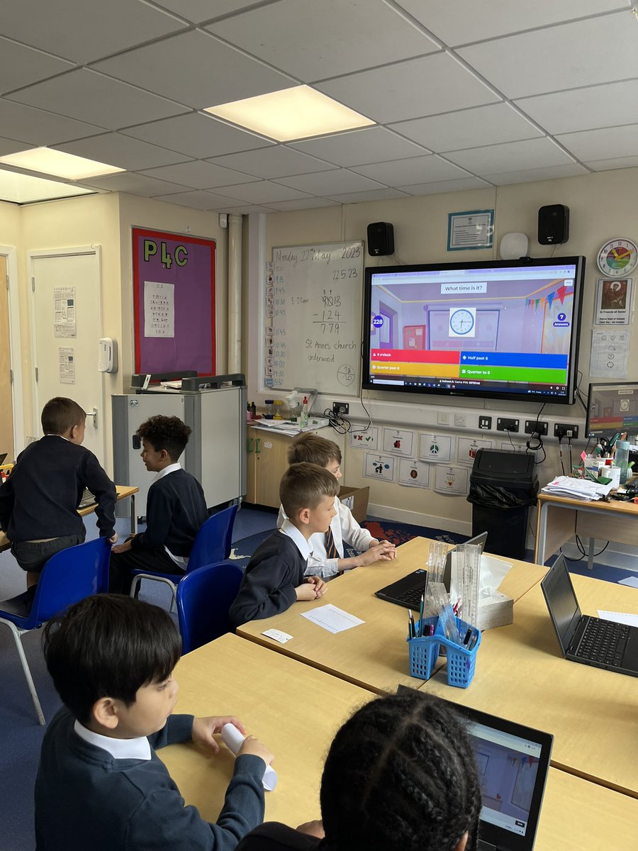 Y3SaintFrancis's tweet photo. Very competitive with our Kahoots quiz using Roman numerals and reading time! @StAnnesgaCPS #mathsstannesgaE1 https://t.co/7OSbtp08bj
