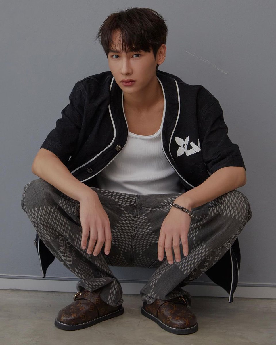 Narisa18815409's tweet image. คนเดียวกันแน่นะวิ😭💘✊🏻
#กันอรรถพันธ์ #GunAtthaphan