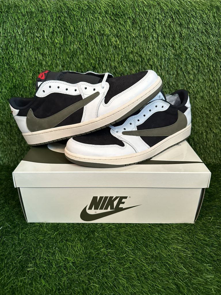 HartShoesx1's tweet photo. Jordan 1 Retro Low OG SP - Travis Scott Olive.π«
#sneakerhead #snkrs #kobe #dunks #sbdunks #shoes #travisscott #jordanshoes #kobeshoes #shoecollection #kyrieshoes #kd #nike #adidas #lebron #crazyexplosive #firstpost #HartShoesx1 https://t.co/tOtChiNk0C