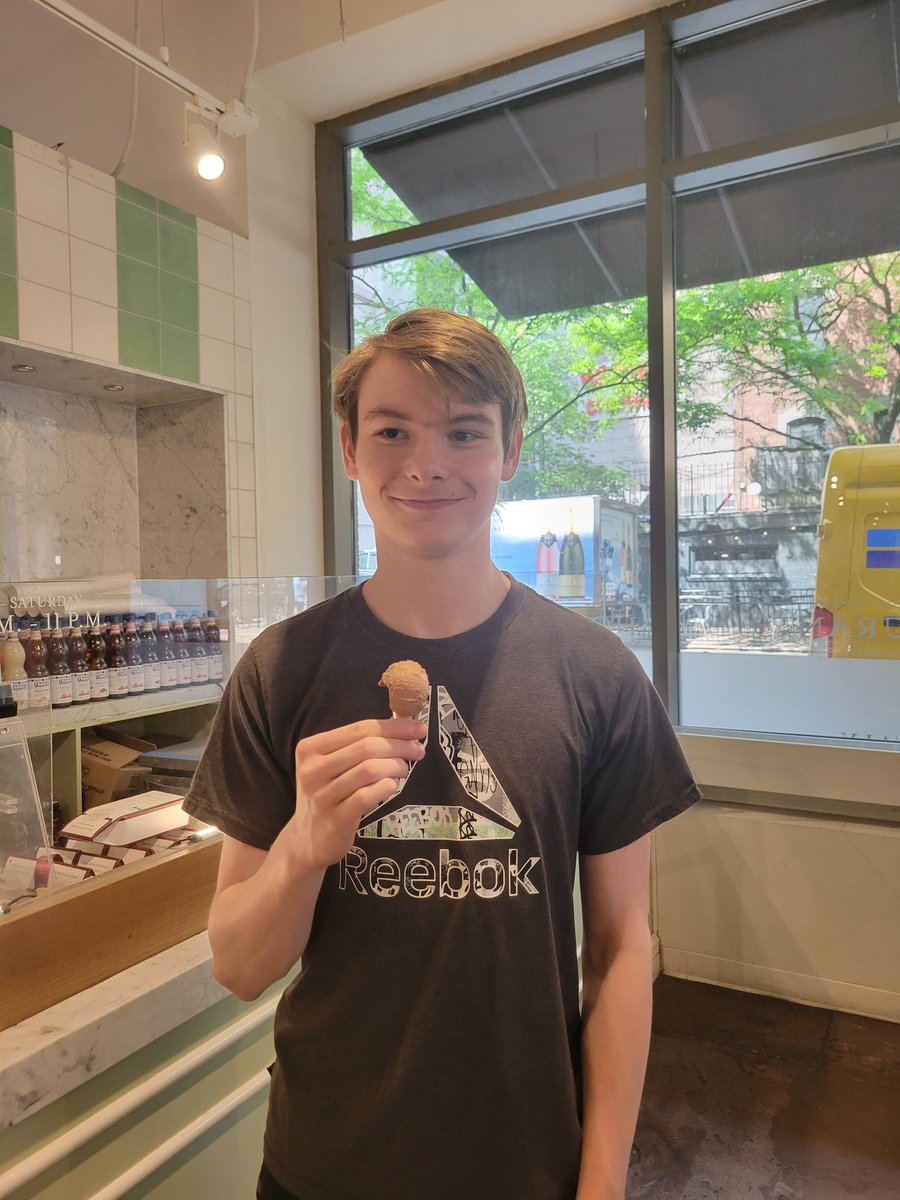 Jennifer Milinki tweet media