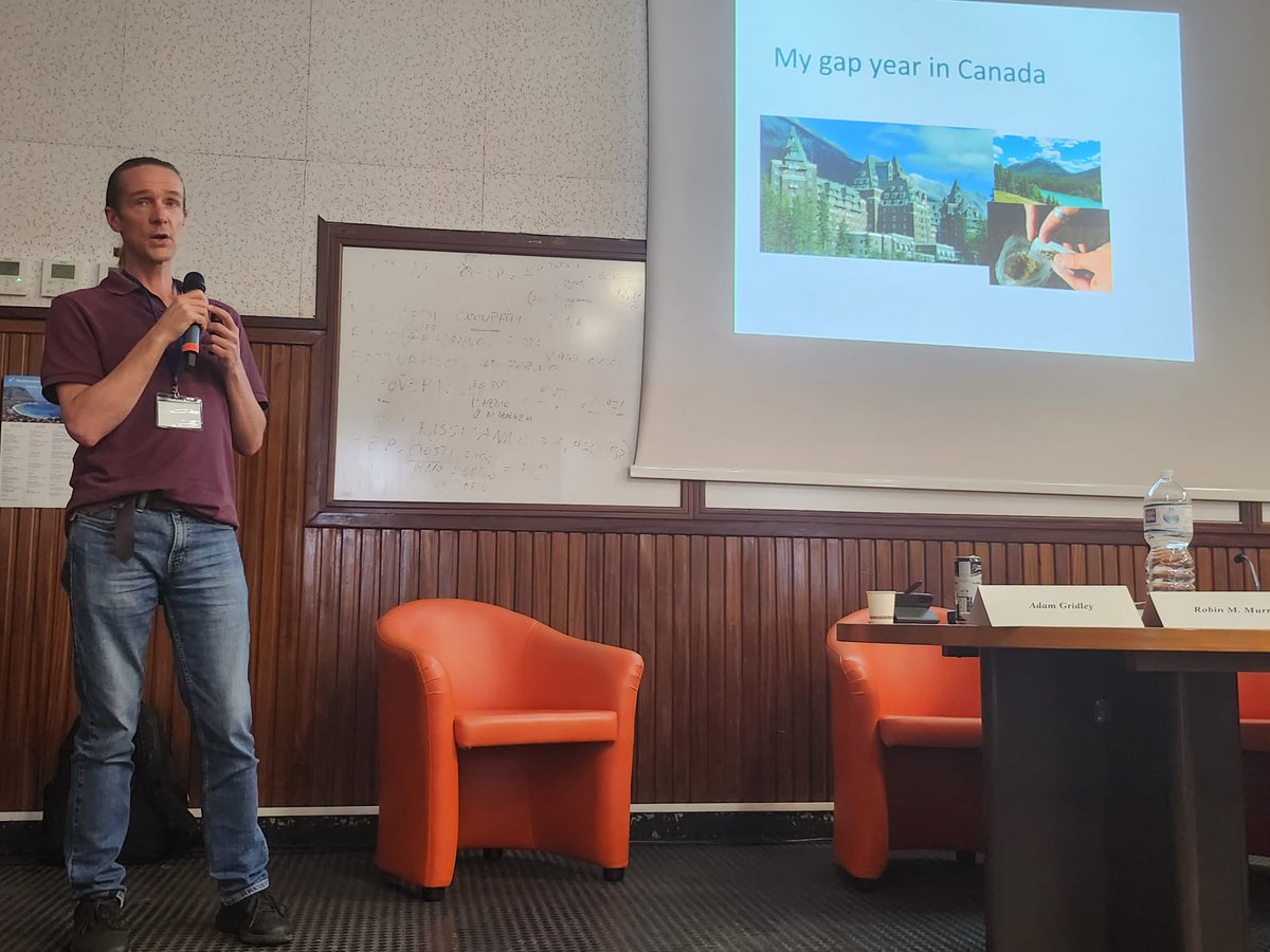 AdGridley's tweet photo. #MMF8 Day Two. @ForumMaudsley @diego_quattrone @MartaDiForti @cannabis_and_me More esteemed academic speakers + me🎓🎓
(Not to mention more incredible ice cream🍨)
#livedexperience
#mentalhealth
#psychosis
💙🇮🇹💙 https://t.co/vzlvEteFpY
