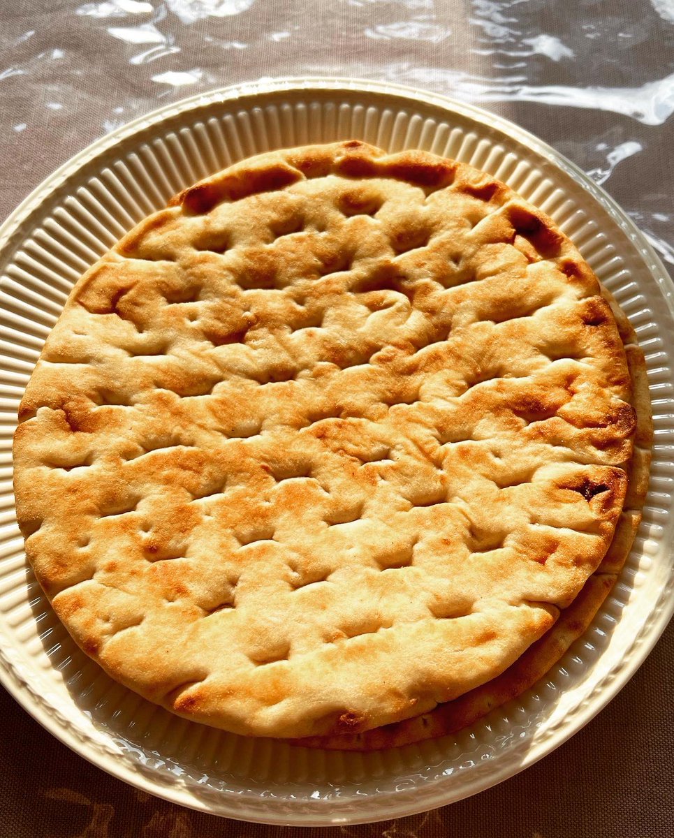 Dis_Col's tweet photo. #keftedakia #pita #greek #deliscious https://t.co/ot86GrnHeL