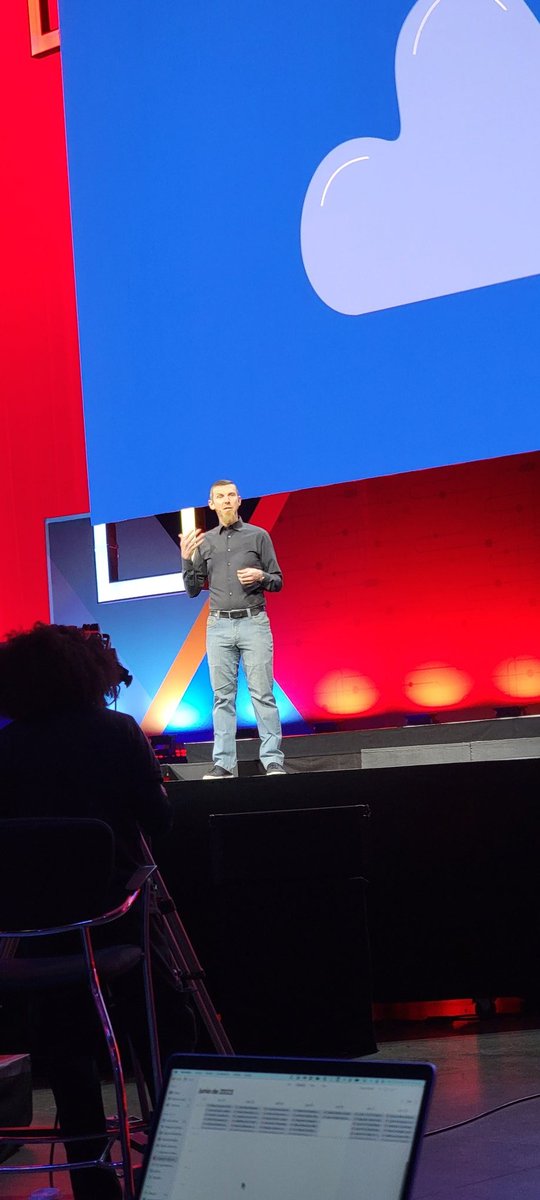 #rhsummit definitely has some interesting announcements, especially in regards to #GenerativeAI engagement with IT management and security, can't wait to hear more!