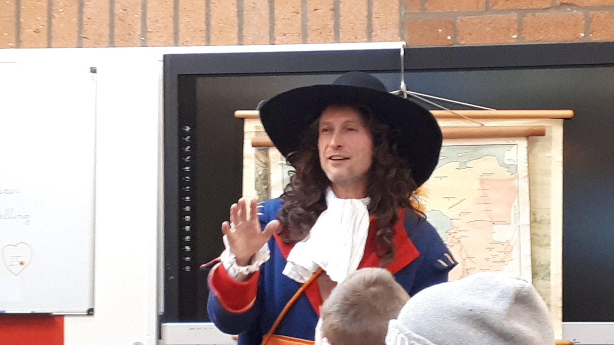 ForteMC's tweet photo. Nieuwsbrief Onderwijs - Spoorzoekers | Open Monumenten Klassendag🧭 - https://t.co/VozFrs2FKO https://t.co/sf7WRHrzaI