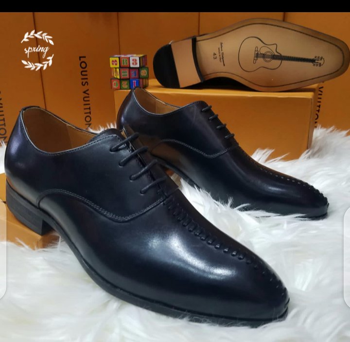 kee375030's tweet photo. Men corporate shoes 
Durable and affordable 
Genuine leather 
Sizes 40-46
Location: Lagos https://t.co/RTHrcGQxy5