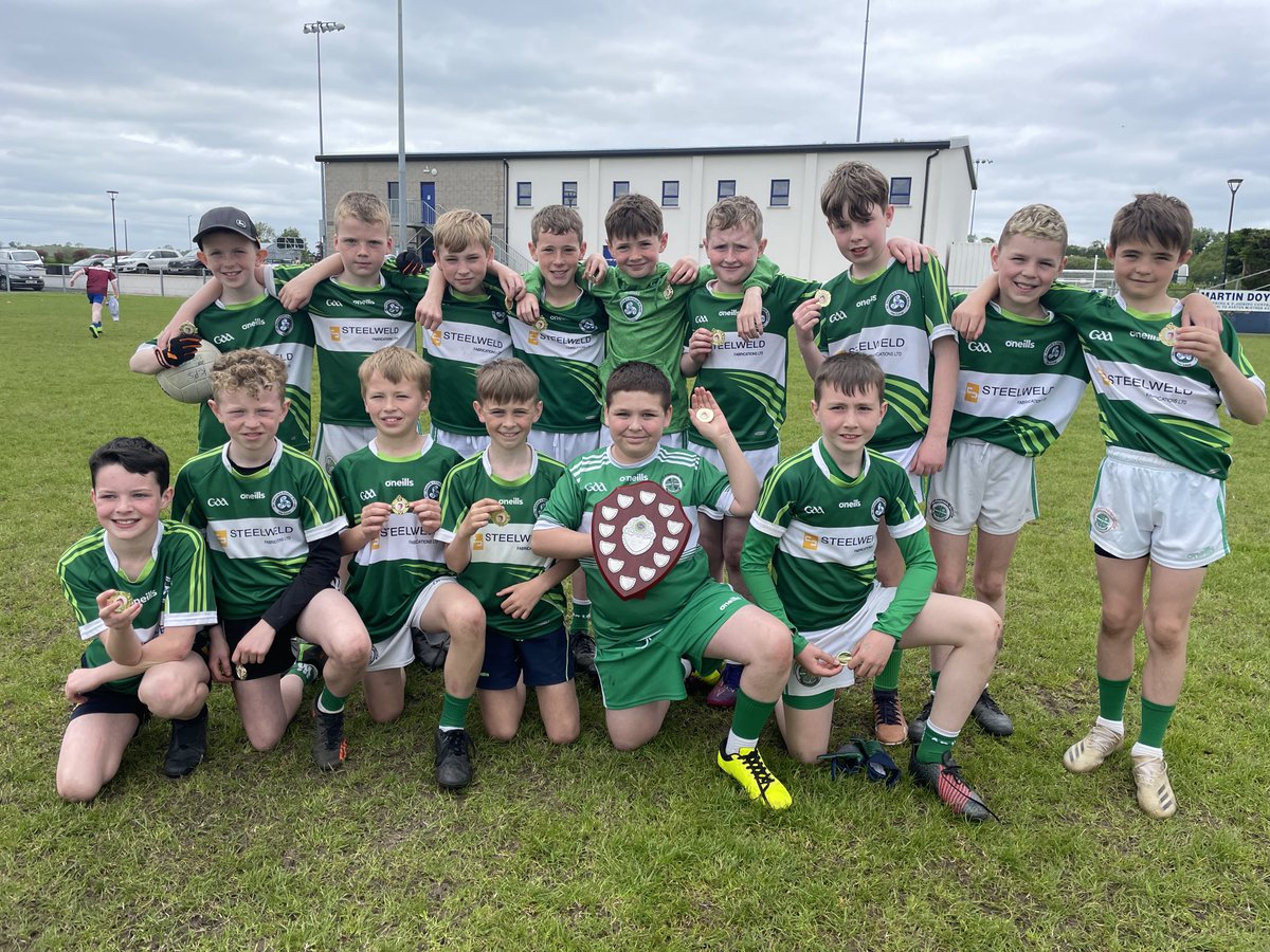 stpatricksloup's tweet photo. Congratulations to our boys today in winning the South Derry Division Two shield. https://t.co/2hEmWhuOyz