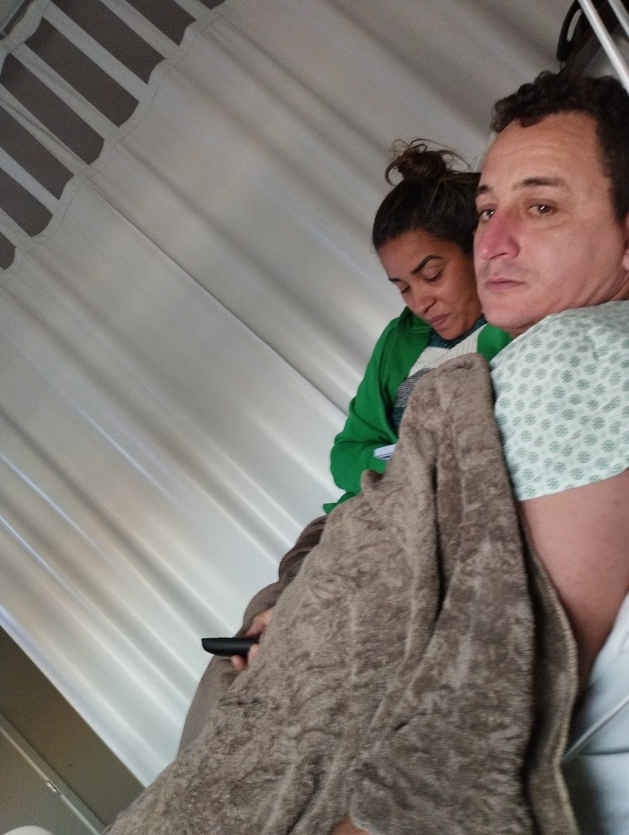 Fernandos12212's tweet photo. Este é o meu filho Saulo e a esposa eu amo esta esta família https://t.co/iLyEbxNpES