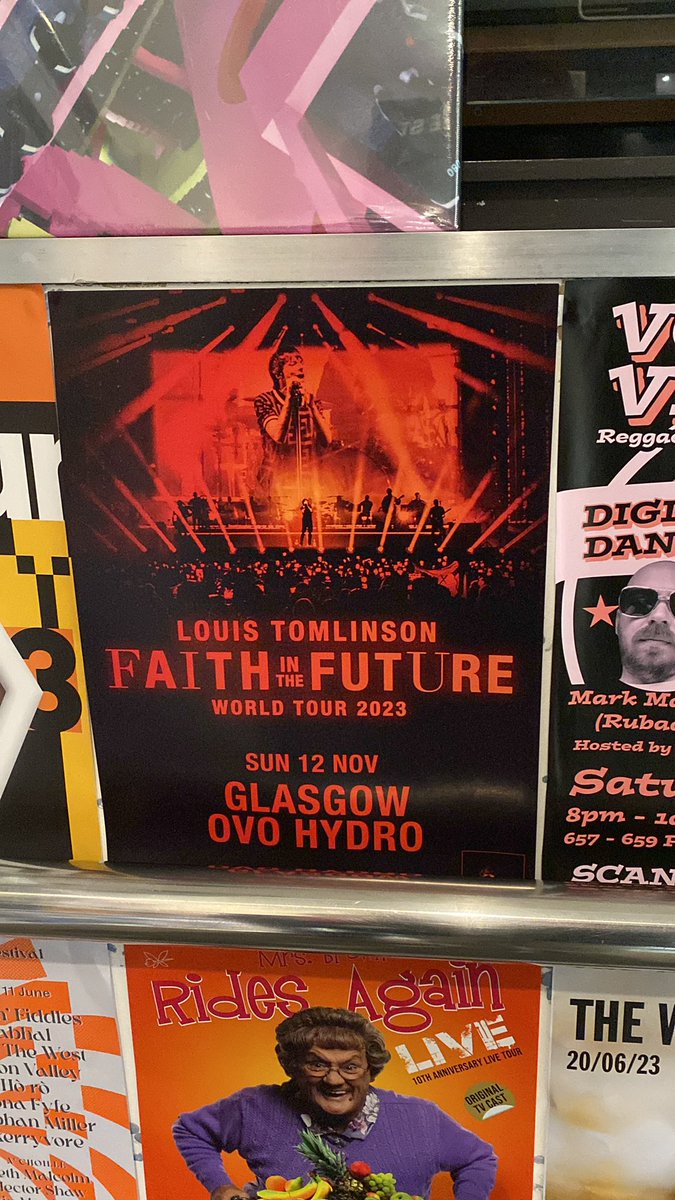 louisdailypromo's tweet photo. #FITFWorldTour poster in a HMV store in Glasgow!

📸: louisdickmeplz https://t.co/3AfRtA6trA