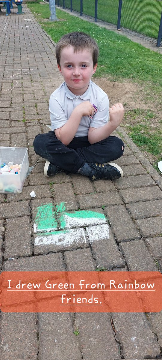 NetherburnPs's tweet photo. P1/2 love outdoor learning. We try to make the best of our space. They explore, create, imagine & wonder. #SLCPlay #ItsSLC @PlayPioneerScot @PlayScotland @earlyplay @deirdre_grogan https://t.co/7a8NBQDXvu