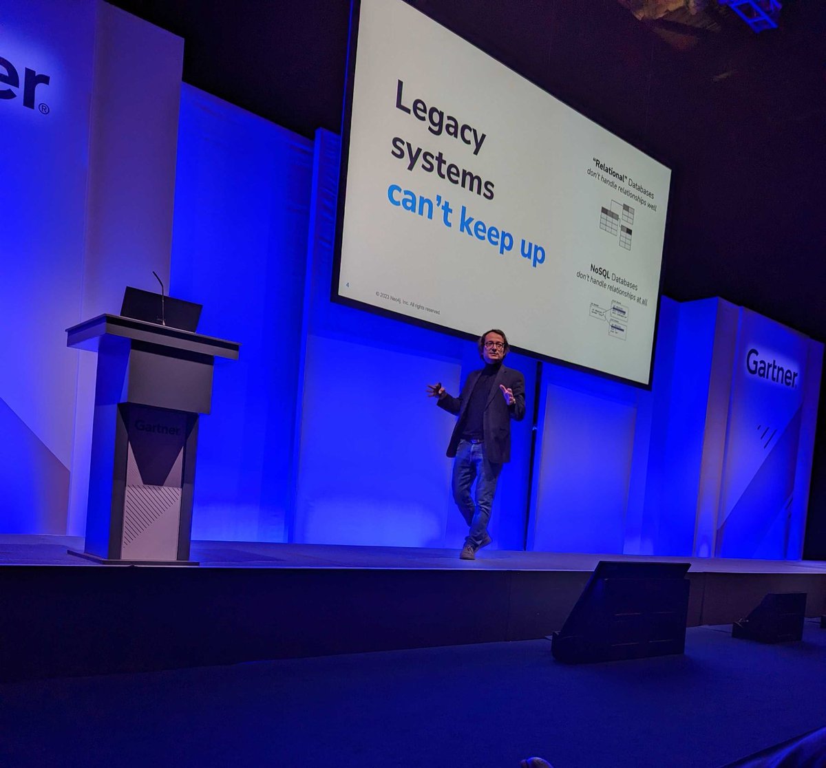NOW: <a href="/Gartner_inc/">Gartner</a> Data &amp; Analytics Summit with
<a href="/BarrasaDV/">Jesús Barrasa</a> and Martijn Vlak from <a href="/Rabobank/">Rabobank</a> on stage!

#Neo4j #GartnerDA