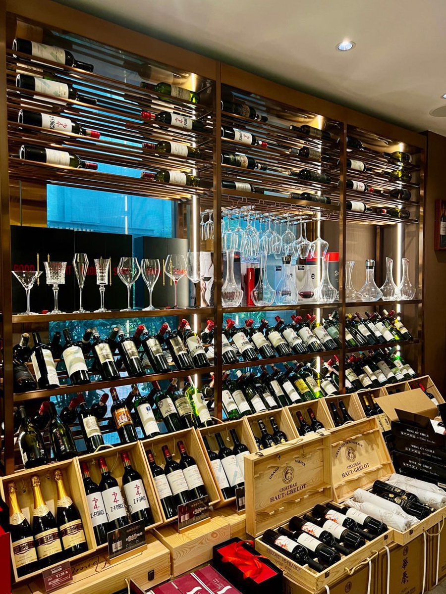 There is a story behind every bottle of red wine, which needs to be tasted, experienced and felt with heart. , Rose, a story that belongs to the pioneers.