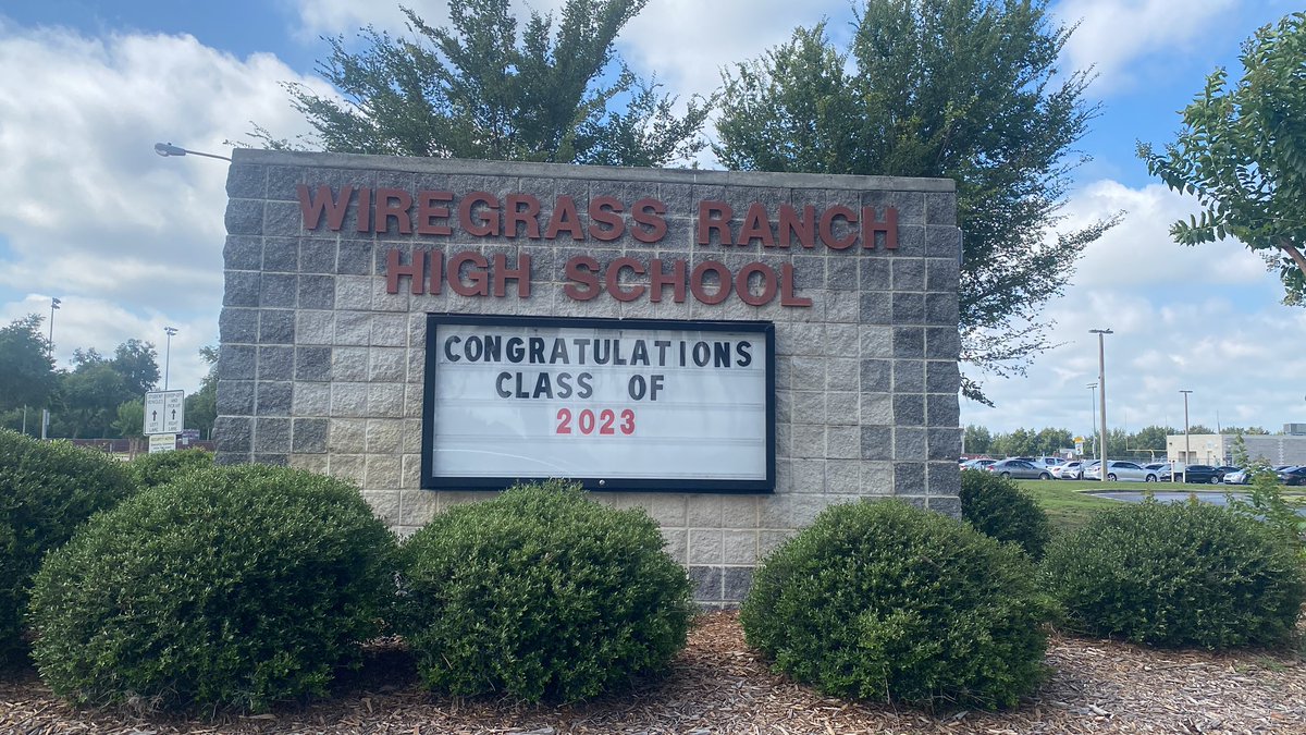 Aloha ! Wow finally made it, great views along the ways to Wiregrass high . Wheweee !!!  awesome  good day