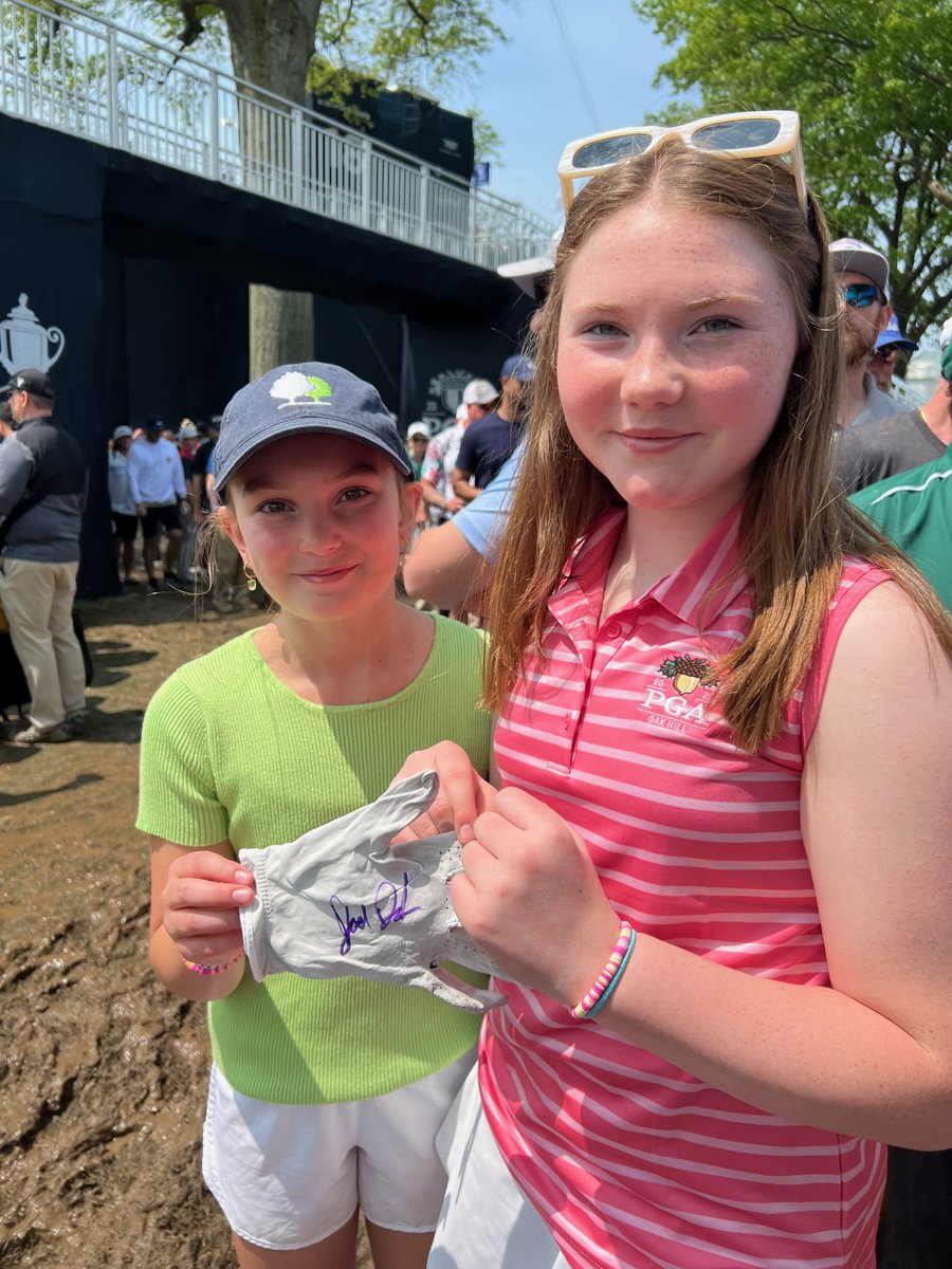 FamilyFirstCU's tweet photo. A couple of Family First sightings at the PGA this past weekend!💙💚 #pga #RochesterNY #creditunion #community #familyfirst https://t.co/A5O7MUChSB