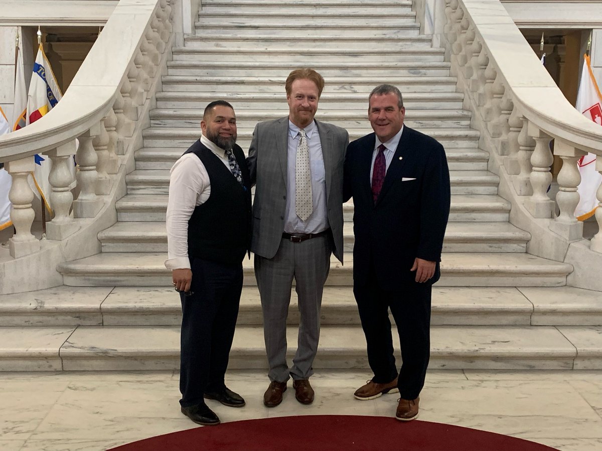 Congrats to <a href="/EThreeAcademy/">*ECUBEDACADEMY</a> teacher John Healy, the inaugural winner of the RI Civic Education Teacher of the Year, honored for his commitment to students &amp; civic education! The award was presented by Sec. of State <a href="/GreggAmore1/">Gregg Amore</a>, Supt. Montañez, <a href="/AInfanteGreen/">Angelica Infante</a>, &amp; Dr. Juda.
