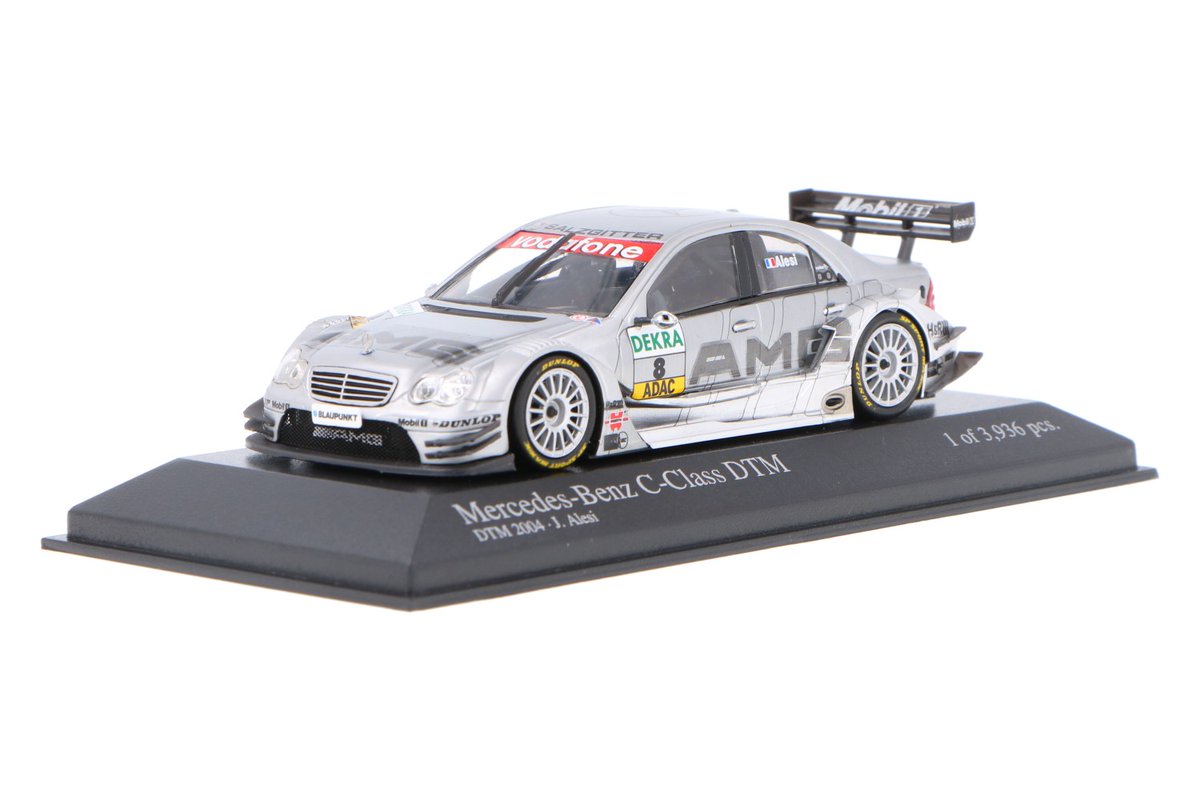 HModelcars's tweet photo. Nieuw: Mercedes-Benz C-Klasse AMG #MercedesBenz #Minichamps #DTM #HWATeam #JeanAlesi #2004 #8 #modelcars https://t.co/m6gYN55RuH https://t.co/KRfhcHqrCO