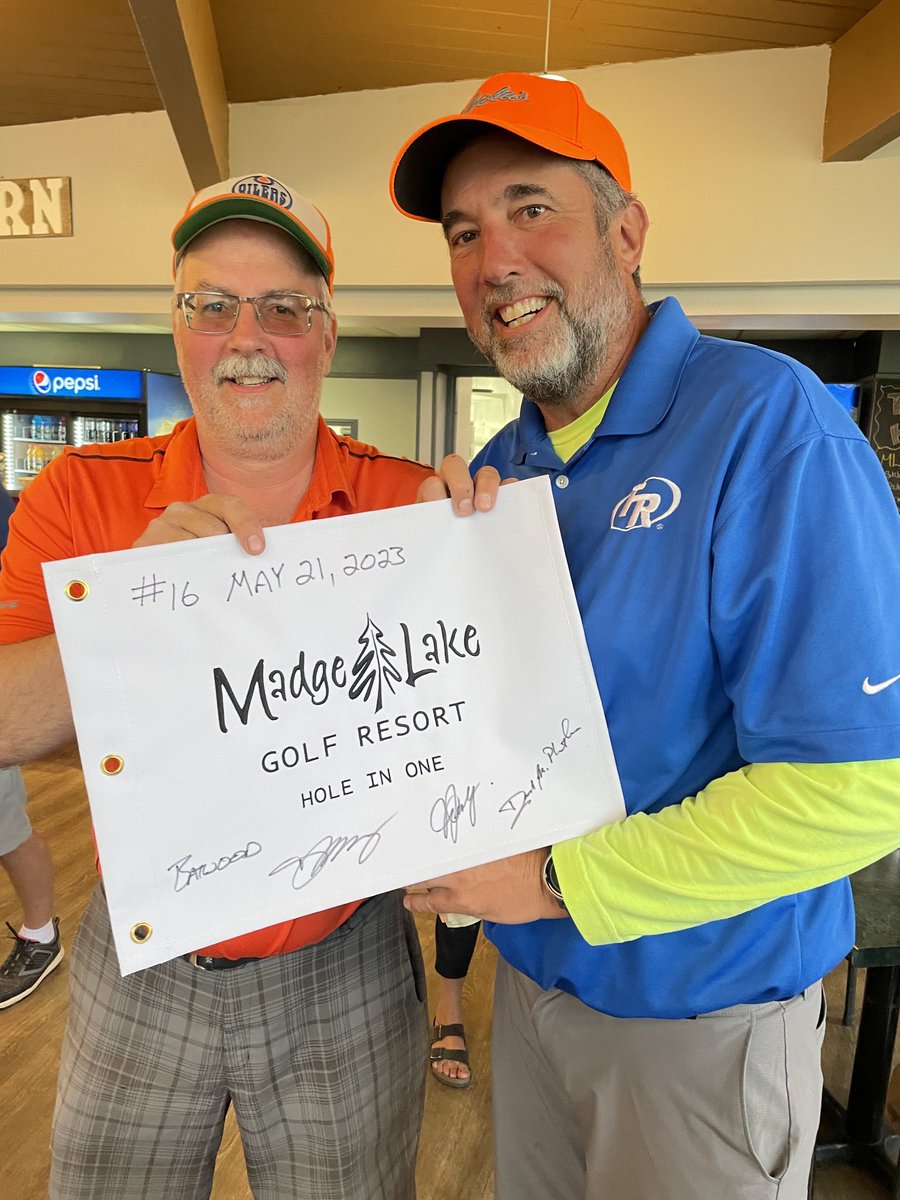 ⁦<a href="/GolfSK/">Golf Saskatchewan</a>⁩ Congrats to Dave Placatka on our first ace of the year on #16 with a crowd watching due to a crazy pin placement in a tournament. Didn’t bother Dave as he now has 3 aces at Madge Lake!