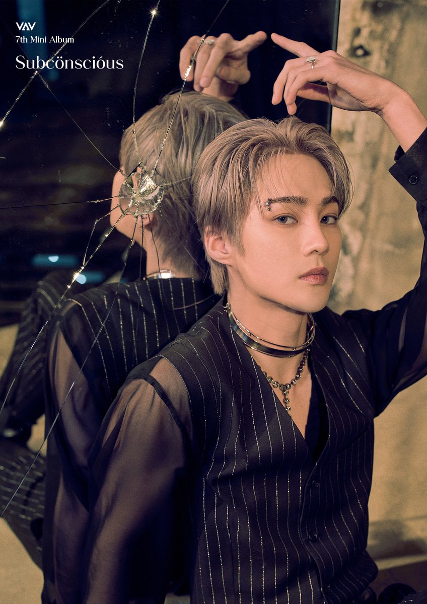 VAV_official's tweet photo. VAV 7TH MINI ALBUM 『Subcönscióus』
CONCEPT PHOTO ‘A Broken Mirror’

#Ayno #에이노

Release on
2023.06.12 6PM (KST)

#VAV #브이에이브이 
#Subcönscióus #Subconscious https://t.co/20IUMphQjb
