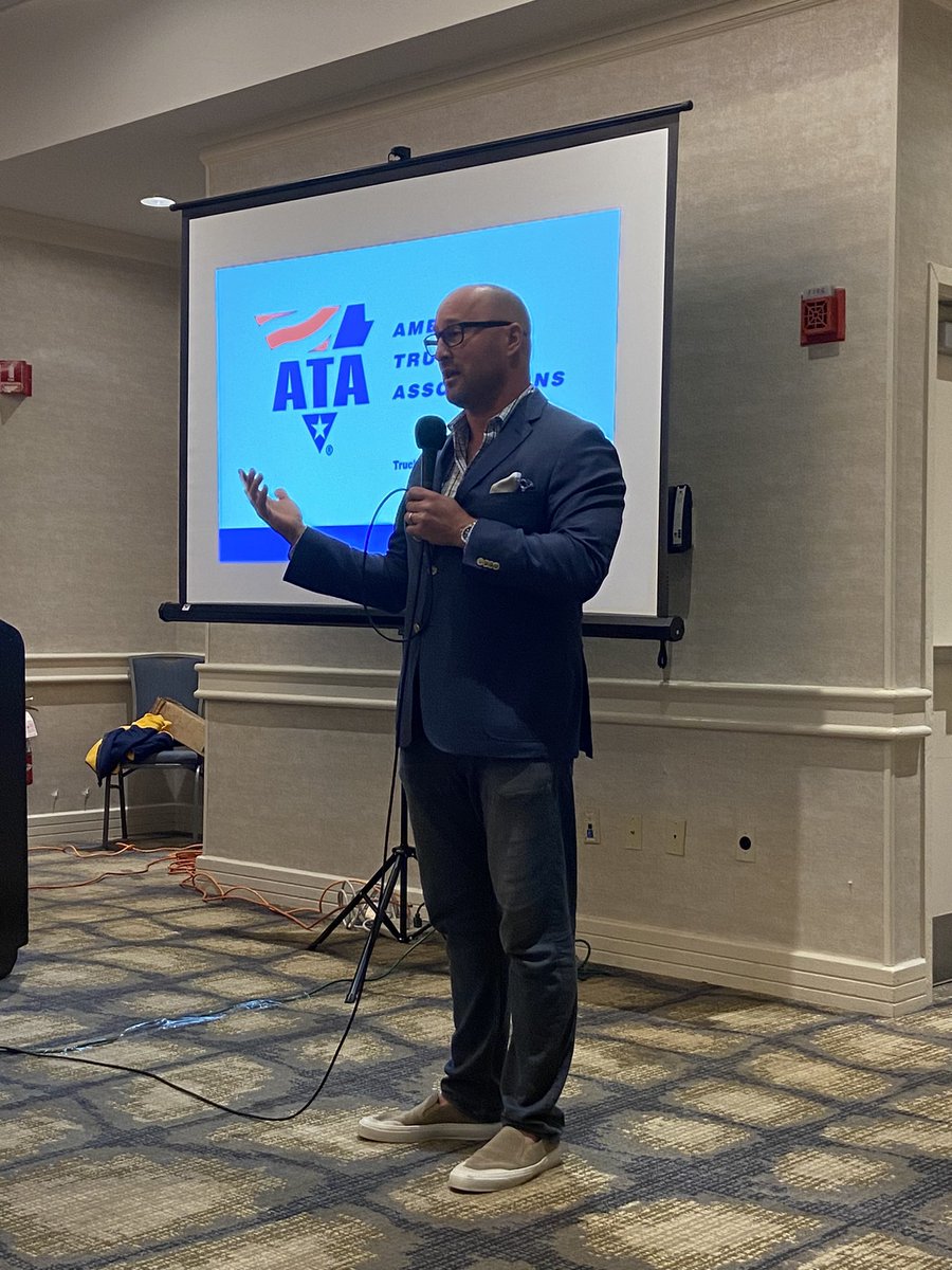 molloy54's tweet photo. Andrew Boyle, former Chair @Masstruckassoc and ATA First Vice Chair, highlighting @TRUCKINGdotORG wins and priorities across the country at TAM 2023 Annual Conference. https://t.co/9Cqxy2GTxC