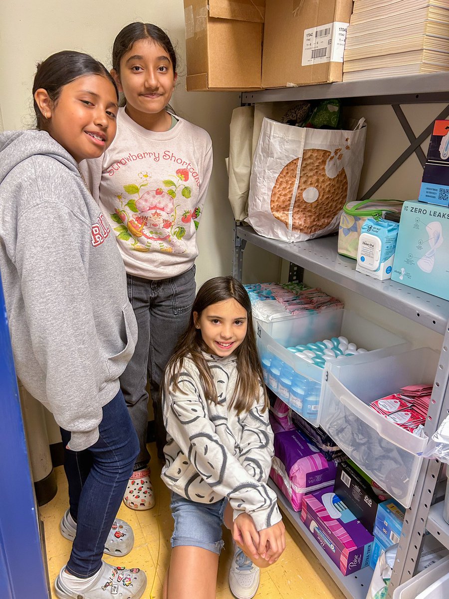 Mrs. Kidder (@mskidder_) on Twitter photo A group of 5th grade girls used their <a href="/iborganization/">International Baccalaureate</a> Exhibition Impact Projects to create a care closet for next year’s girls, and our families representing India at International Night used their 1st place prize gift card to stock the closet! 👏💙 <a href="/HPointPrincipal/">Danielle Miller</a> <a href="/DrDesaiMDx/">Dhaval Desai, MD</a> A group of 5th grade girls used their <a href="/iborganization/">International Baccalaureate</a> Exhibition Impact Projects to create a care closet for next year’s girls, and our families representing India at International Night used their 1st place prize gift card to stock the closet! 👏💙 <a href="/HPointPrincipal/">Danielle Miller</a> <a href="/DrDesaiMDx/">Dhaval Desai, MD</a>