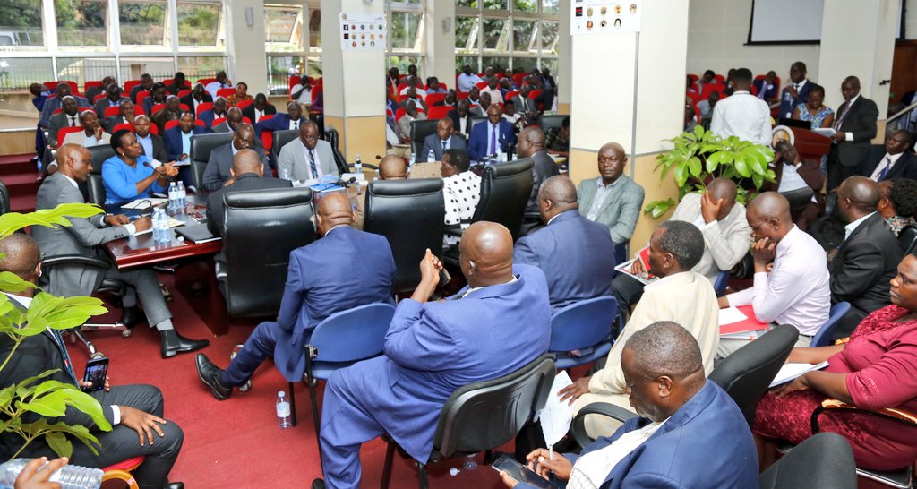 Ministry of Finance (@mofpedu) on Twitter photo The meeting also attended by PS <a href="/MinofHealthUG/">Ministry of Health- Uganda</a> <a href="/DianaAtwine/">Dr. Diana Atwine</a> & PS <a href="/MoLGUganda/">Ministry of Local Government</a> Ben Kumumanya resolved to give LG Accounting officers time until 2nd June 2023 to file all accountabilities or lose their accounting roles. It was established that 55 LGs have failed to recruit DHO's. The meeting also attended by PS <a href="/MinofHealthUG/">Ministry of Health- Uganda</a> <a href="/DianaAtwine/">Dr. Diana Atwine</a> & PS <a href="/MoLGUganda/">Ministry of Local Government</a> Ben Kumumanya resolved to give LG Accounting officers time until 2nd June 2023 to file all accountabilities or lose their accounting roles. It was established that 55 LGs have failed to recruit DHO's.