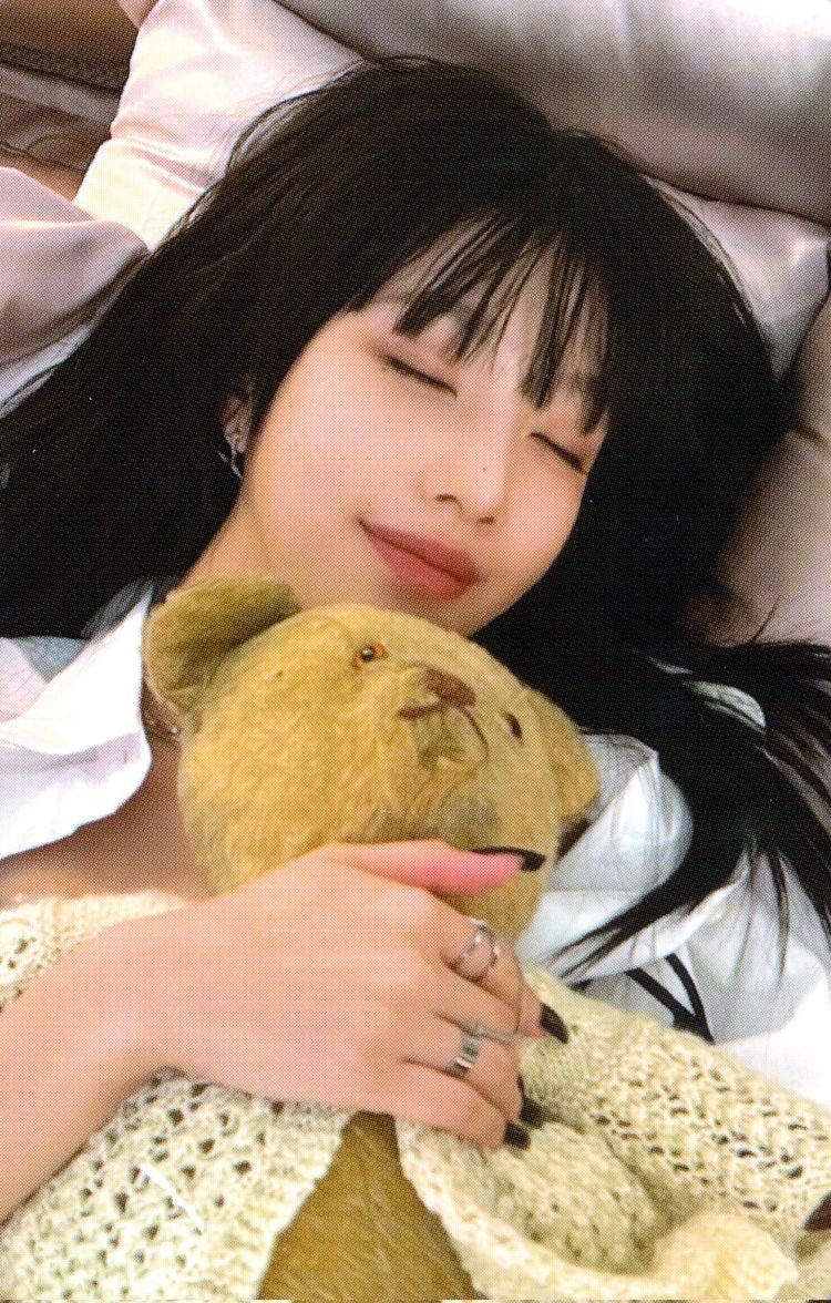 ALUNA TRISHA. tweet media