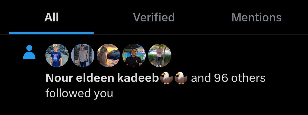 Nada789668's tweet photo. احلي من كلمة بحبك والله😂😂❤️ https://t.co/tBNyLC1T3U