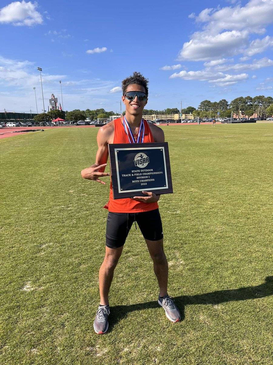 Alejandro Ford tweet media