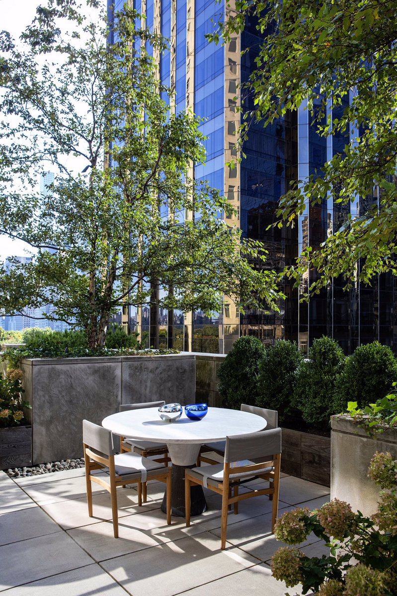 Real Estate Showcase tweet media