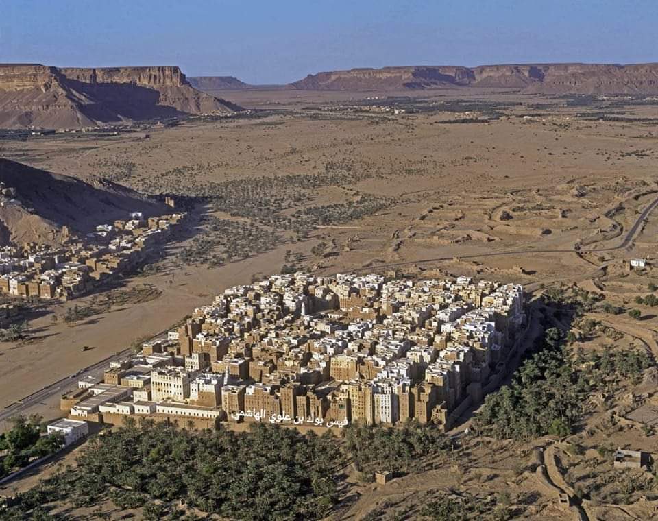 009670's tweet photo. شبام عام 1995م تصوير تايلور 
#حضرموت #Shibam https://t.co/i6BRqxDLw1