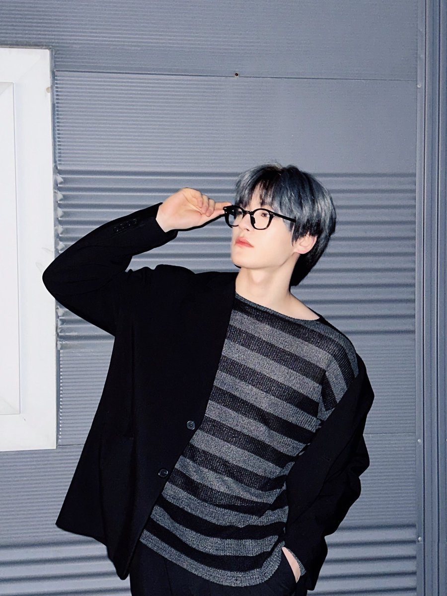 [#위시]

🖤🖤

#EPEX #이펙스 #WISH #위시