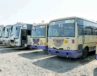 VtvGujarati's tweet photo. ગુજરાતમાં ST બસના ડ્રાઇવરની 2100 અને કંડક્ટરની 1300 અને મિકેનિકની જગ્યા ભરાશે, આગામી દિવસોમાં નોટિફિકેશન બહાર પડાશે

#Gujarat #STBus #vtvgujarati https://t.co/QiTz8FO7bE