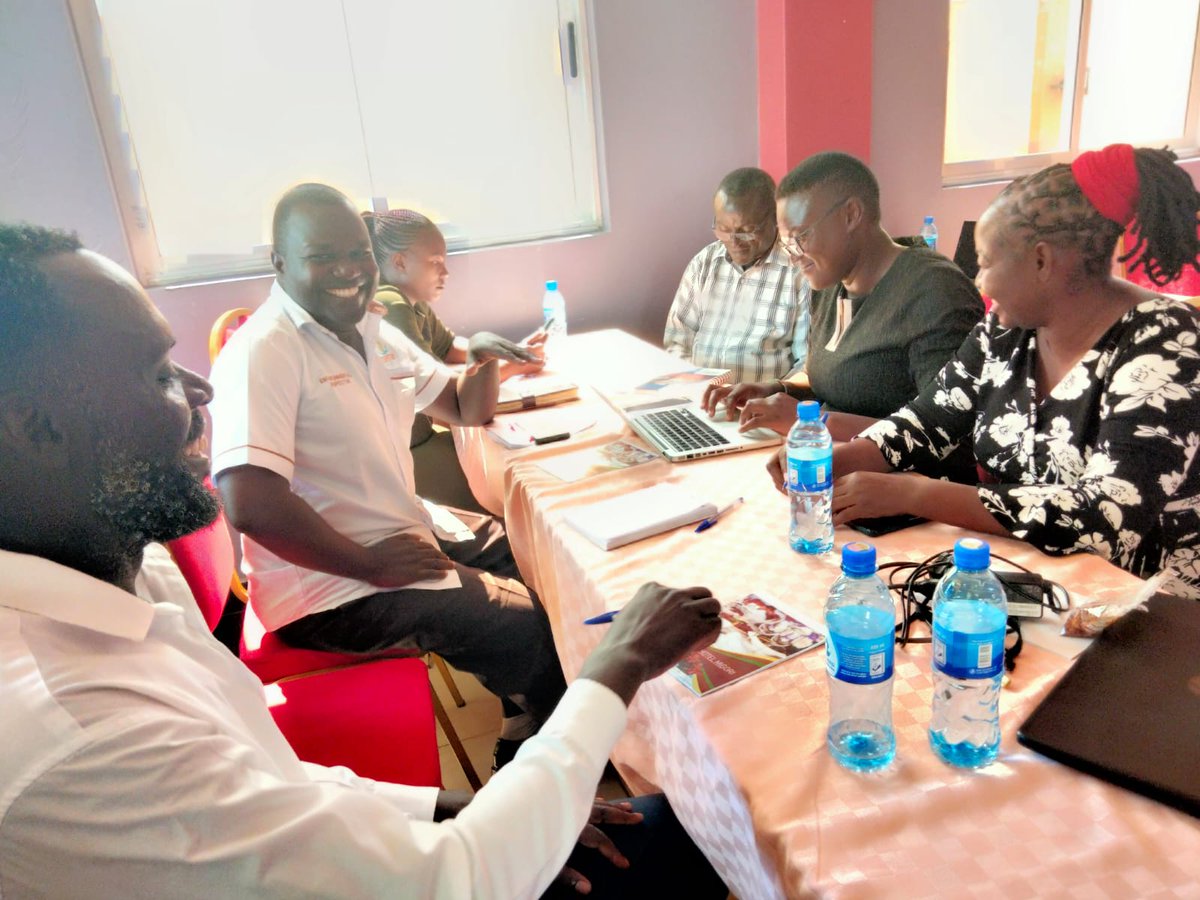 Engaging with Western Kenya Sanitation Project of USAID and Western Counties on Climate change and Sanitation  at Migori County 
#ClimateActionSummit
@HomaBayCountyKE 
@CsoHomabay 
@NemaKenya 
@MigoriCountyGov 
@USAIDKenya 
@Environment_Ke 
@idfkeny1 
@_OneVisionKenya