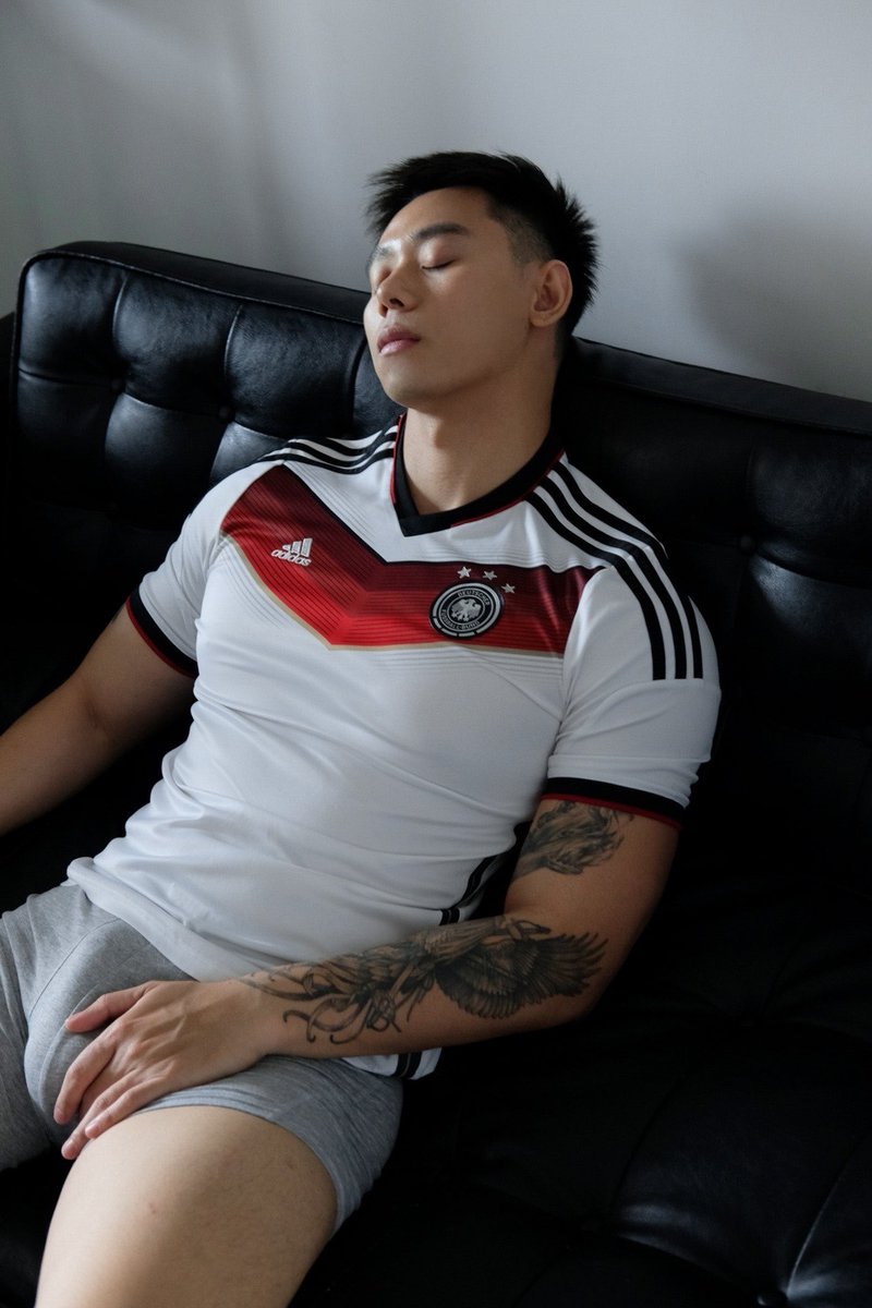 mos_chin's tweet image. ห่อละ 40.. 3 ห่อ 100 เหมาหน่อยจ้า จะกลับบ้านแล้ว 

#basshot @ksabsabb