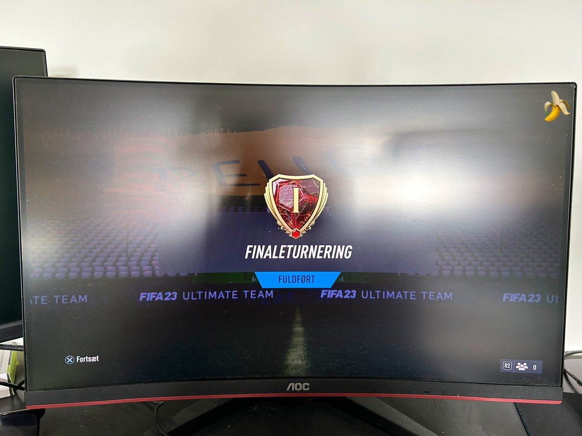 Thomthebeast69's tweet photo. Something that does not happen every day🥹 Think i deserve to take a day or two off😉
FIFA✅✅
#Thebaboonofwallstreet #izilikeabanana #FUT23 #rewards #FIFA23 #fut 
@MattHDGamer https://t.co/Q3Zxme34Cl