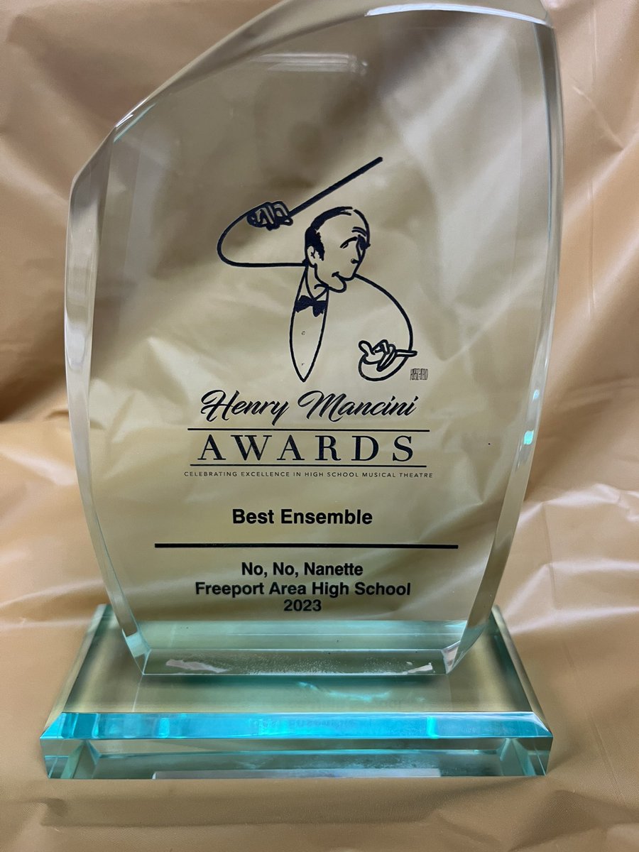 FreeportAreaHS's tweet photo. Bringing home the trophies #manciniawards #freeportproud https://t.co/TM0NNETSOJ
