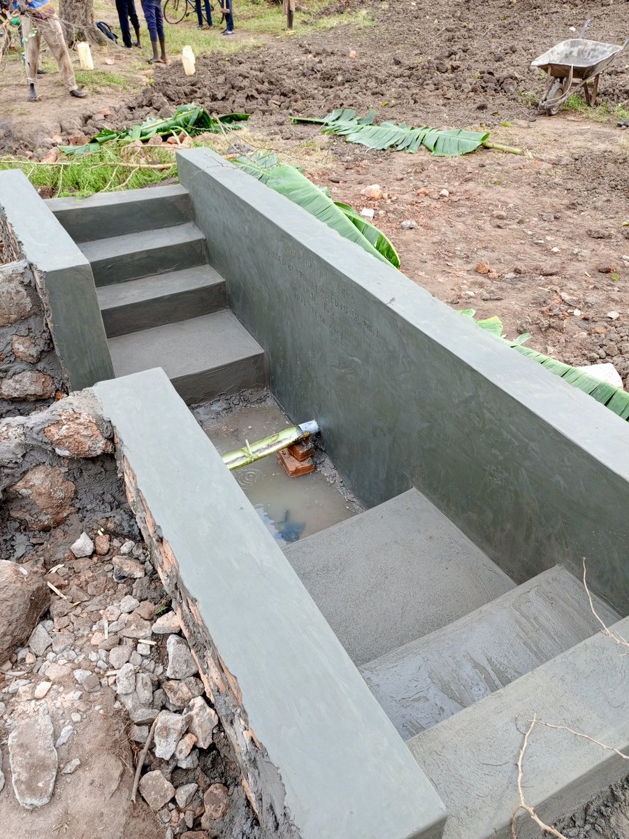 CLEAN WATER PROJECT (1/5): 

We repaired a spring well in Kulubuge village, Oyam district, Uganda. This was made possible with the help of the community and in collaboration with the Water Resource Committees. Funding was provided by Trinity United Methodist Church in WA, USA!