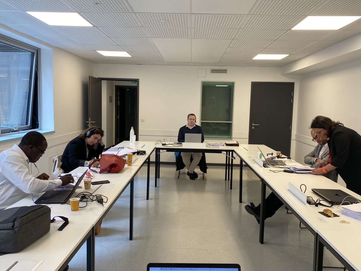 Infodocexperts's tweet photo. 🔴Allô impôt 2023🔴
Nos consultants accompagnent les EC pour la première nocturne ce soir jusqu’à 21h00 !
#ExpertComptable #ALLOIMPOT #InfodocExperts https://t.co/5BOwjNP5br