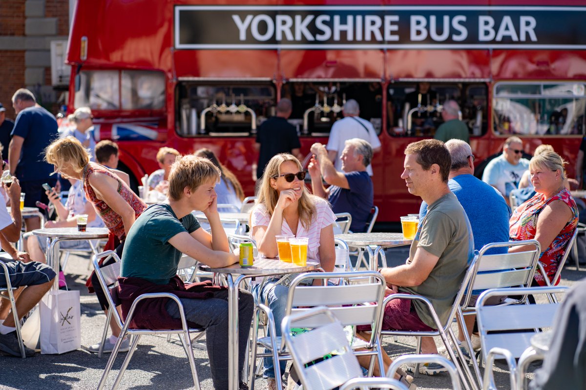 This weekend sees the return of the #Malton Food Lovers Festival starring @BritishBakeOff's @nomadbakerdavid and @BenoitBlin_MCA and @GBMofficial's Thomas Carr Get FREE entry to “Yorkshire's Foodie Glastonbury” and don't miss out on the fun ☀️🎶👨‍🍳 visitmalton.com/food-festival-…