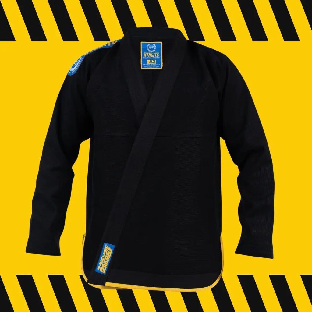 FactoryBJJ's tweet photo. The New Scramble Athlite has landed in our club shop.

The Athlite has been my competition and summer gi of choice for years now and I'm looking forward to adding this version into my rotation as well.

These are officially released online on June 1st, b… https://t.co/ICFF2DlI6h https://t.co/O8KnlNYG4R