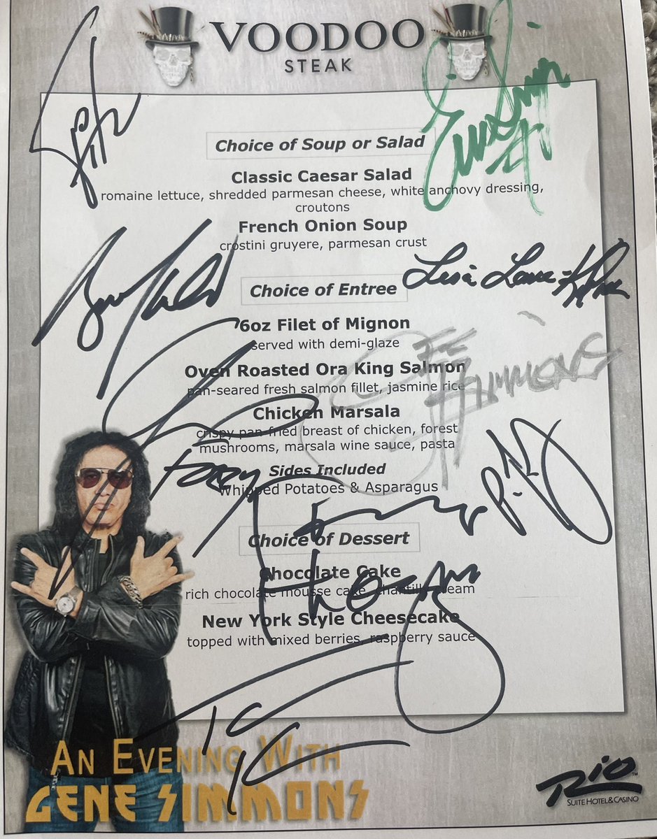 SIOLoudcast's tweet photo. Last night of #AnEveningWithGeneSimmons
The most unbelievable night ever for SIOL!!!
6 of 6 + 1 video
@genesimmons @brucekulick
#KISS #KISSArmy #GeneSimmons #JakeELee #ChrisJericho #RedCupGeoff https://t.co/oum5puWI17