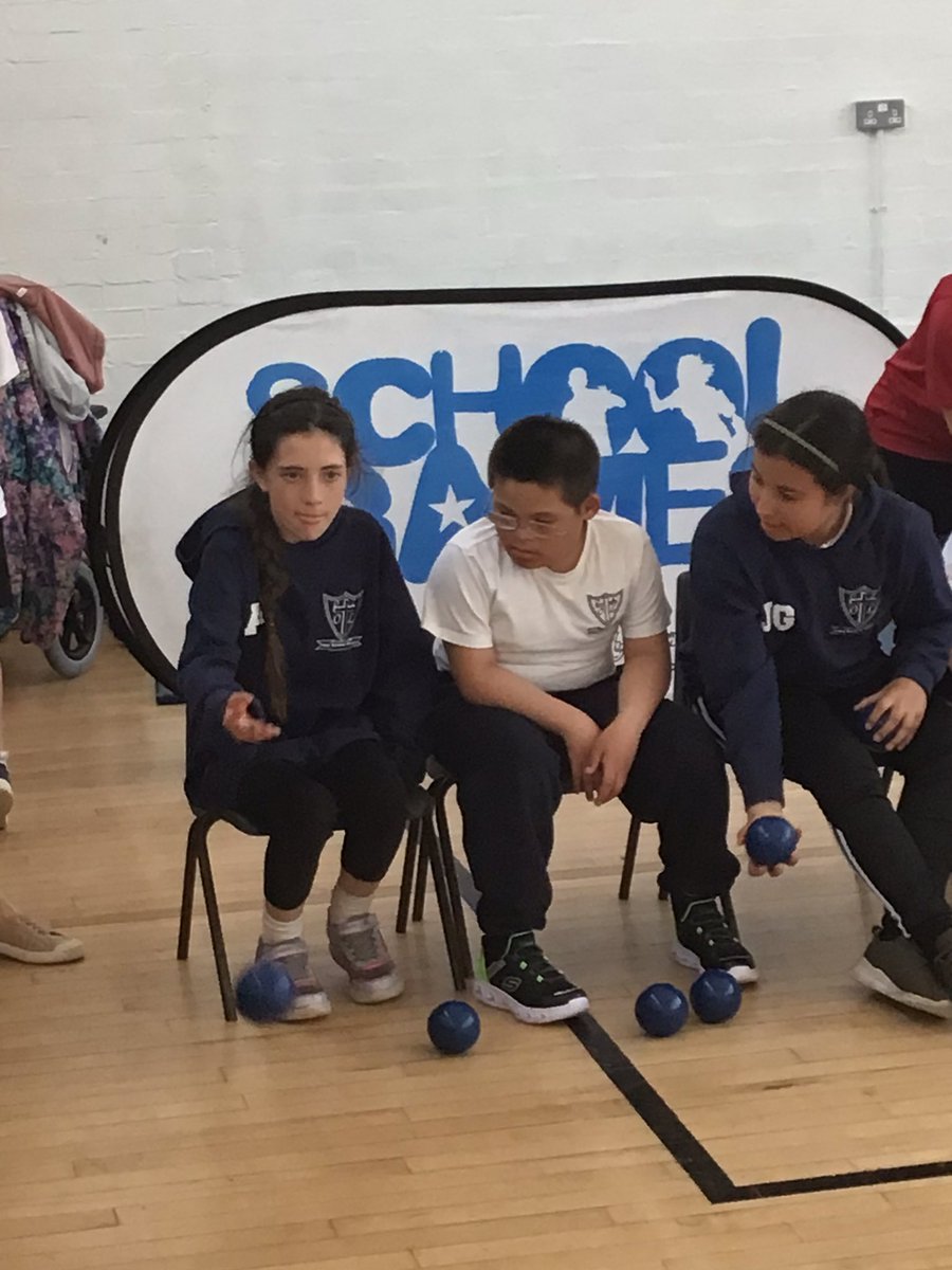 Well done to these children who took part in the KS2 Boccia competition last Friday. Thanks for organising <a href="/NorthSeftonSG/">North Sefton School Games</a> #MakeADifference