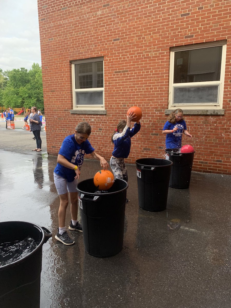 Washington’s Field Day on Friday was a TON of fun! Thank you to Mrs. Soto and Mrs. Zeman for organizing such a phenomenal day!