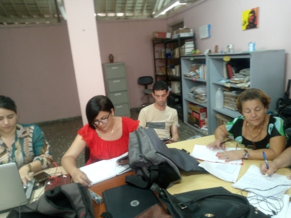 Se realiza la preparación en el departamento de la Educación Preuniversitaria para el Seminario Provincial #CubaMined #PinardelR