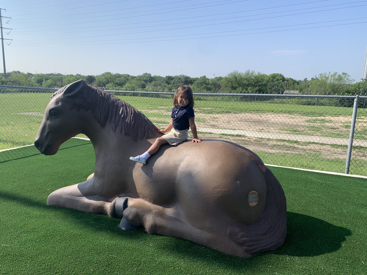nfranco1214's tweet photo. Playing on our brand new playground for the first time! @LomaParkES https://t.co/G9KsRV2b6e