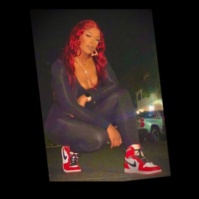BeautyzGeek's tweet photo. #NewProfilePic https://t.co/6L5blmkX63