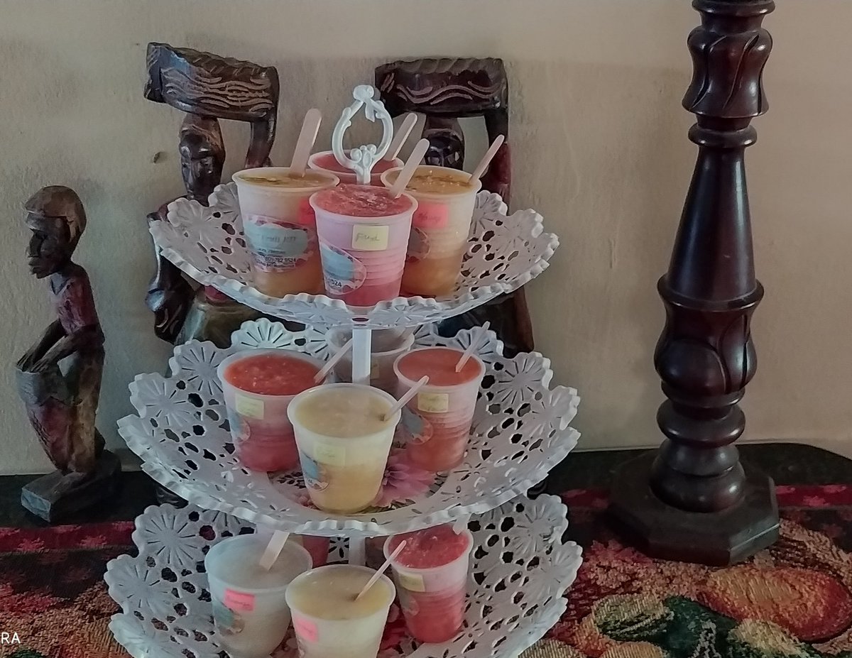 laurailuminada's tweet photo. Conciente a mamá este domingo con un dulce postre Sweetfruitrd 🍍🍒🍊🥭🍇🍓

Recuerdas y estaremos laborando el domingo 🥰

Sweetfruitrd 🇩🇴🍧
By. Laura Vásquez / Laurin. https://t.co/smfrNFlxl9
