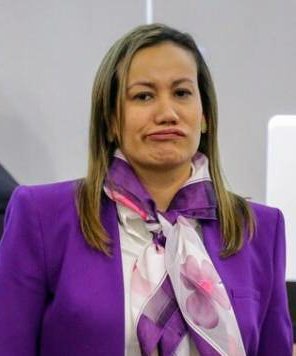 LosDeLaTrama's tweet photo. 🧵Abrimos #hilo sobre la #ReformaALaSalud y cómo la exministra Carolina Corcho, quien la lideró hasta su salida del Gobierno, aportó a la crisis del mandato de Gustavo Petro.👇Pasen a leer y ayúdenos a seguir construyendo las partes de esta historia. #LaCorcho #Opine #Discuta https://t.co/dcdPpYpu5L