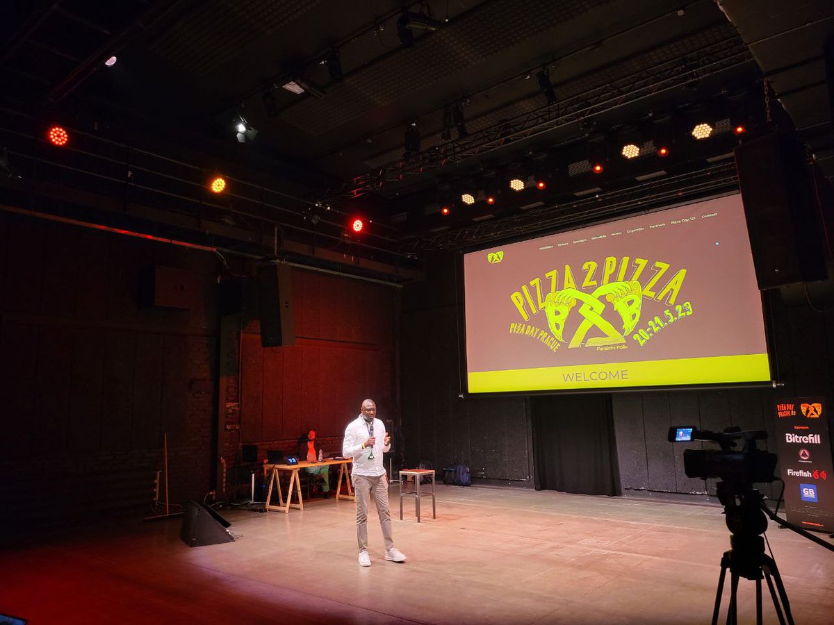 web3Marko's tweet photo. BitcoinNewsCom: NEW: 🍕Bitcoiners celebrate #BitcoinPizzaDay with a conference in Prague, Czech Republic 🇨🇿 https://t.co/U8mbGNInJ9