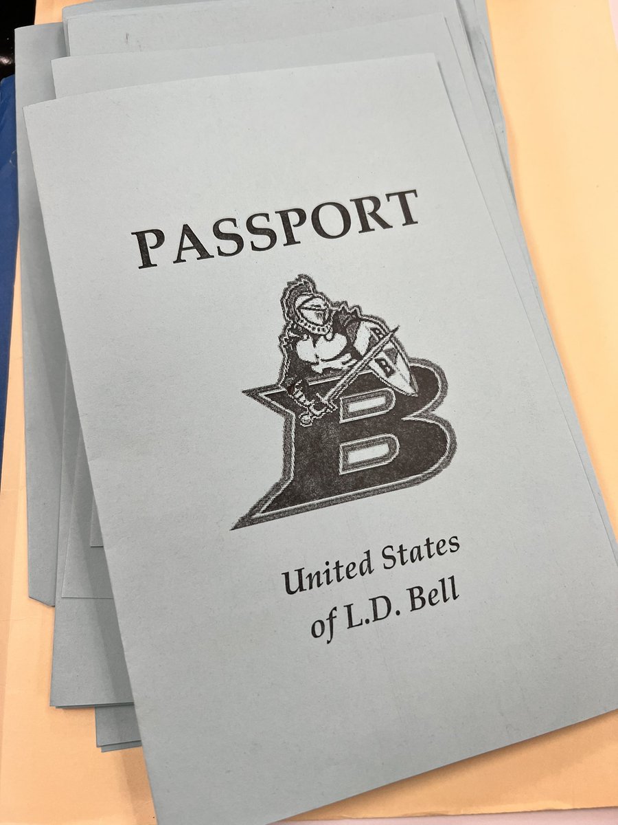 Charis Weiss tweet media